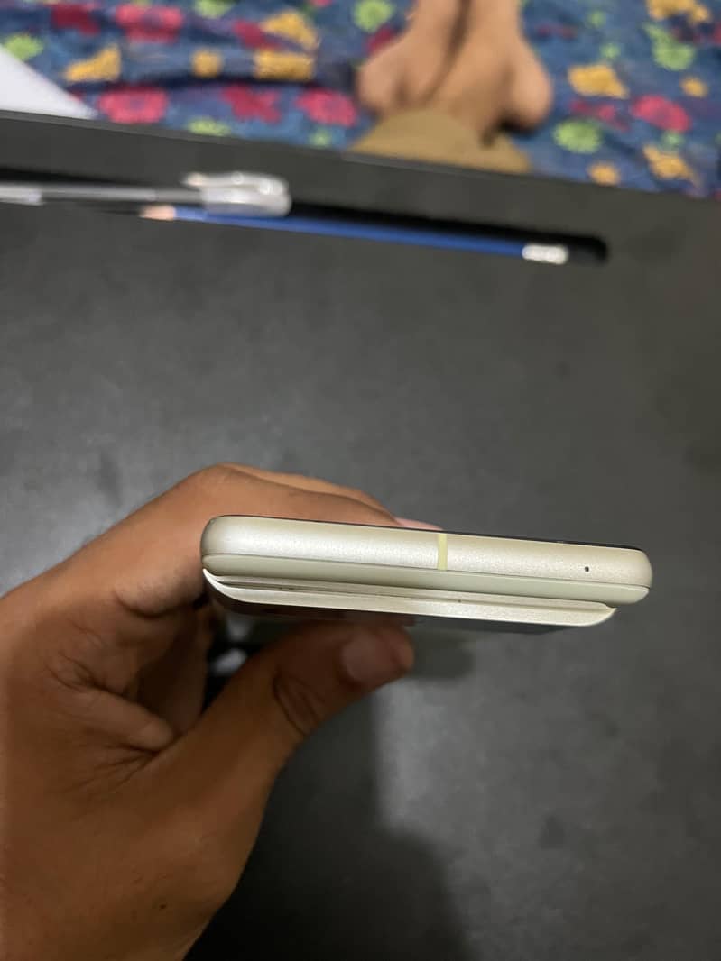 Google Pixel 7 6