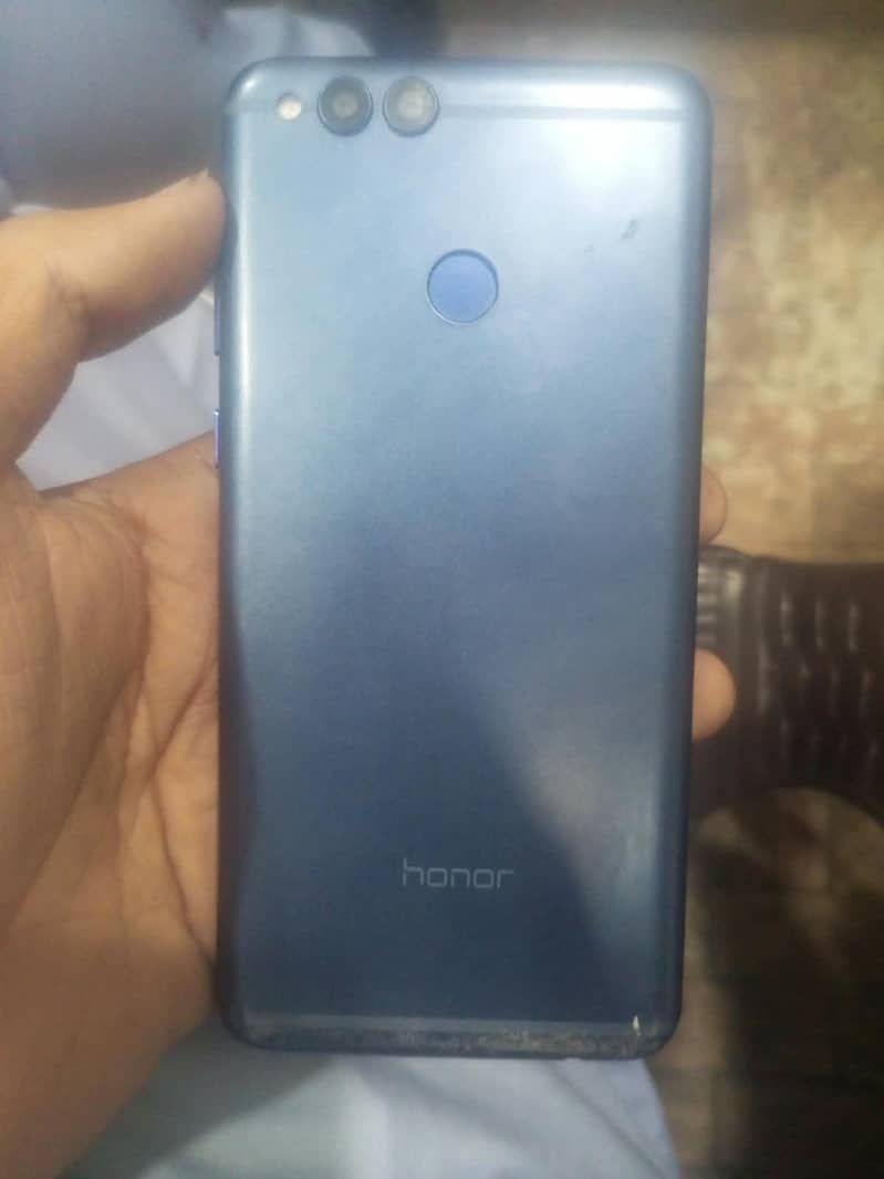 Honor 7X 3