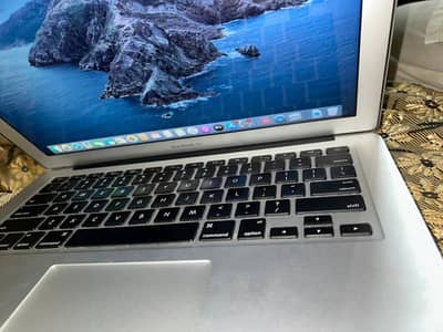 MacBook air 2013 model