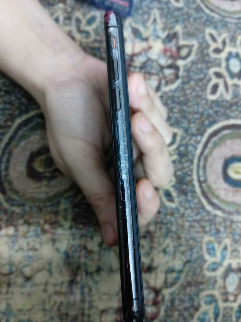 Apple iPhone X 2
