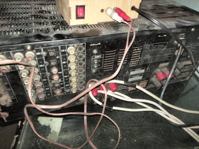 Karmaon kardon  Avr2000