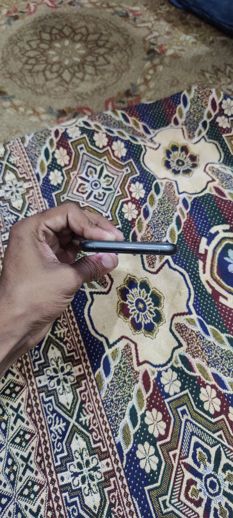 Apple iPhone 11 4