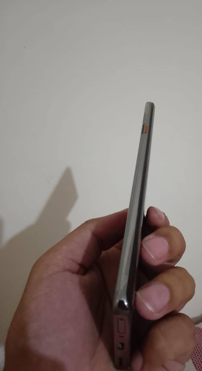 Tecno CAMON 40 Pro 3