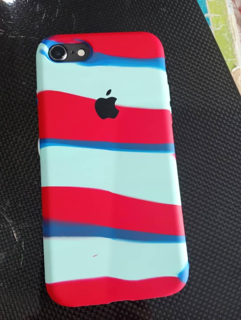 Apple iPhone 8 0
