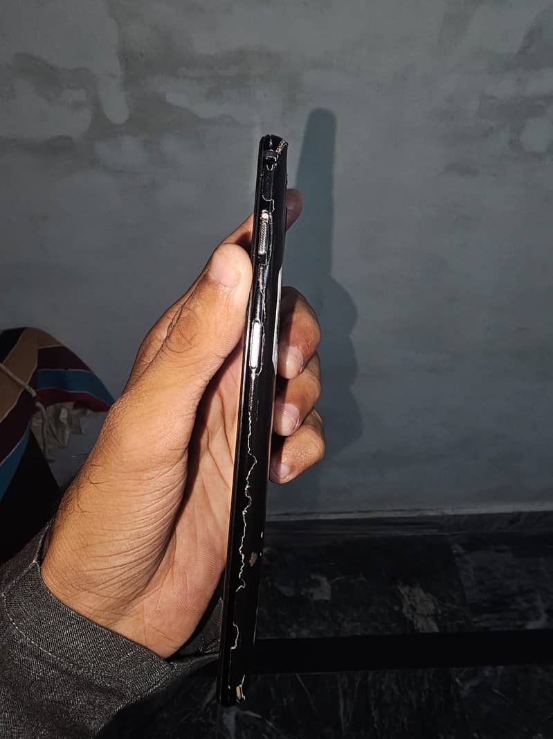 One Plus 6T 3