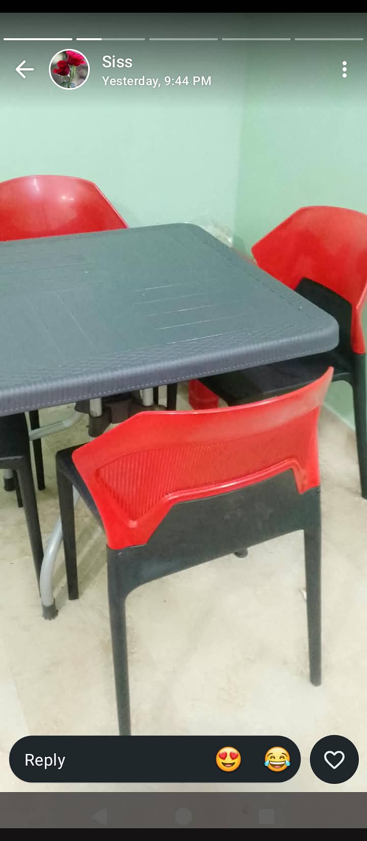 Dining table 4 chairs 0