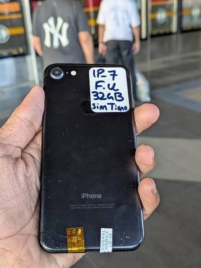 Apple iPhone 7