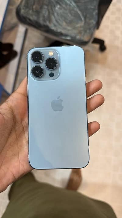 Apple iPhone 13 Pro