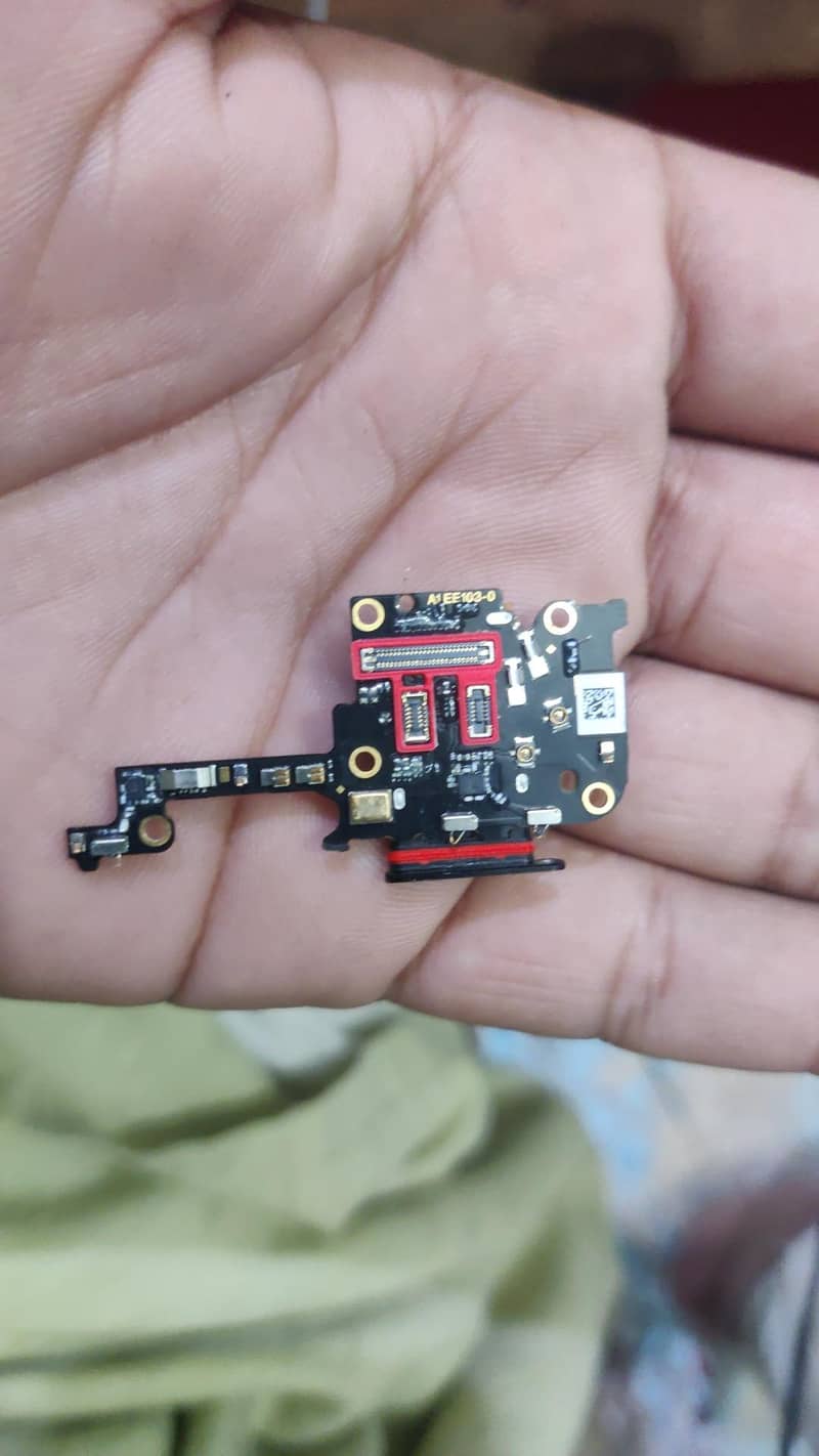 One Plus 8 without panel and board 1