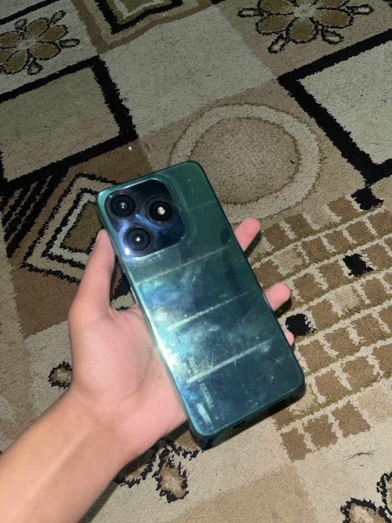 Tecno Spark 10C 0
