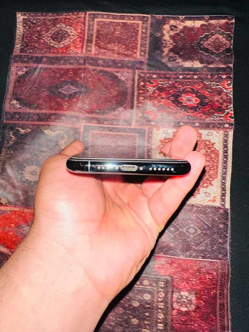 Apple iPhone 11 Pro 5