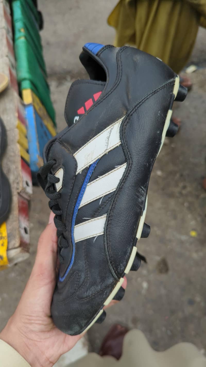 Adidas Studs 5