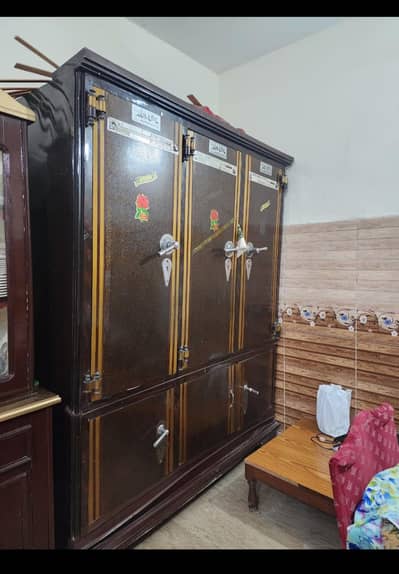 Heavy Duty Steel Almirah / Iron Wardrobe – 5 Doors