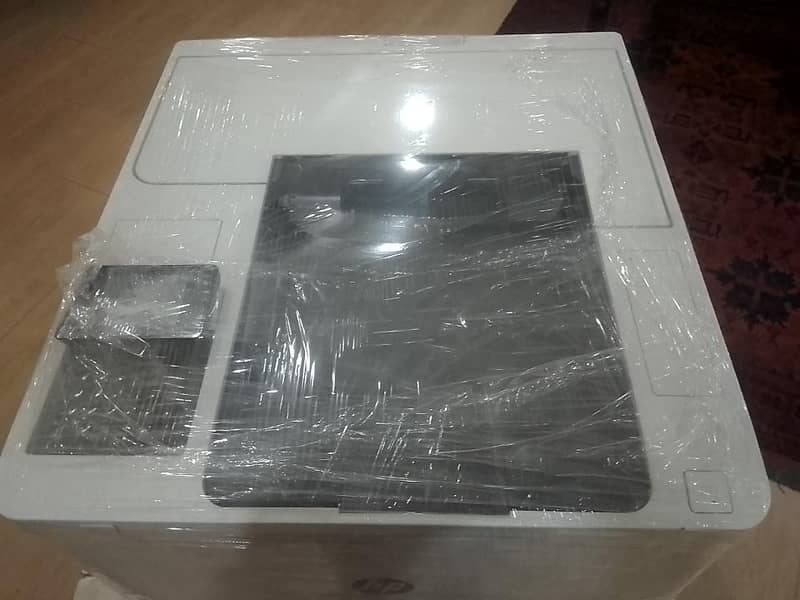 HP Printer M608 Mint Condition 1