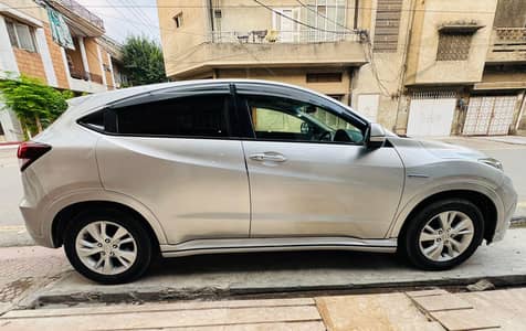 Honda Vezel 2015