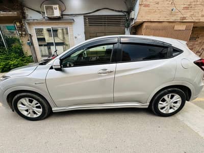 Honda Vezel 2015