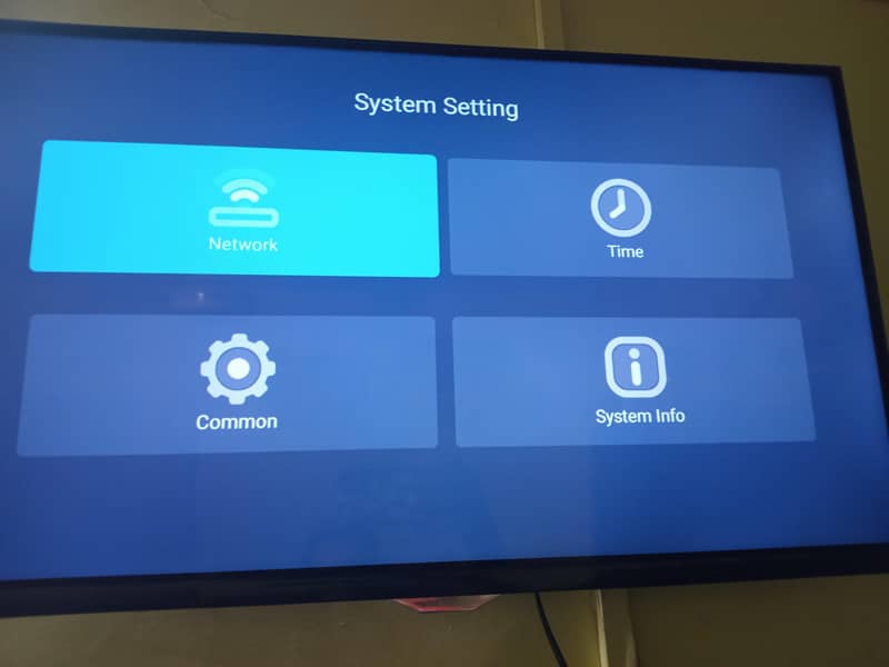 Samsung smart Borderless model 1