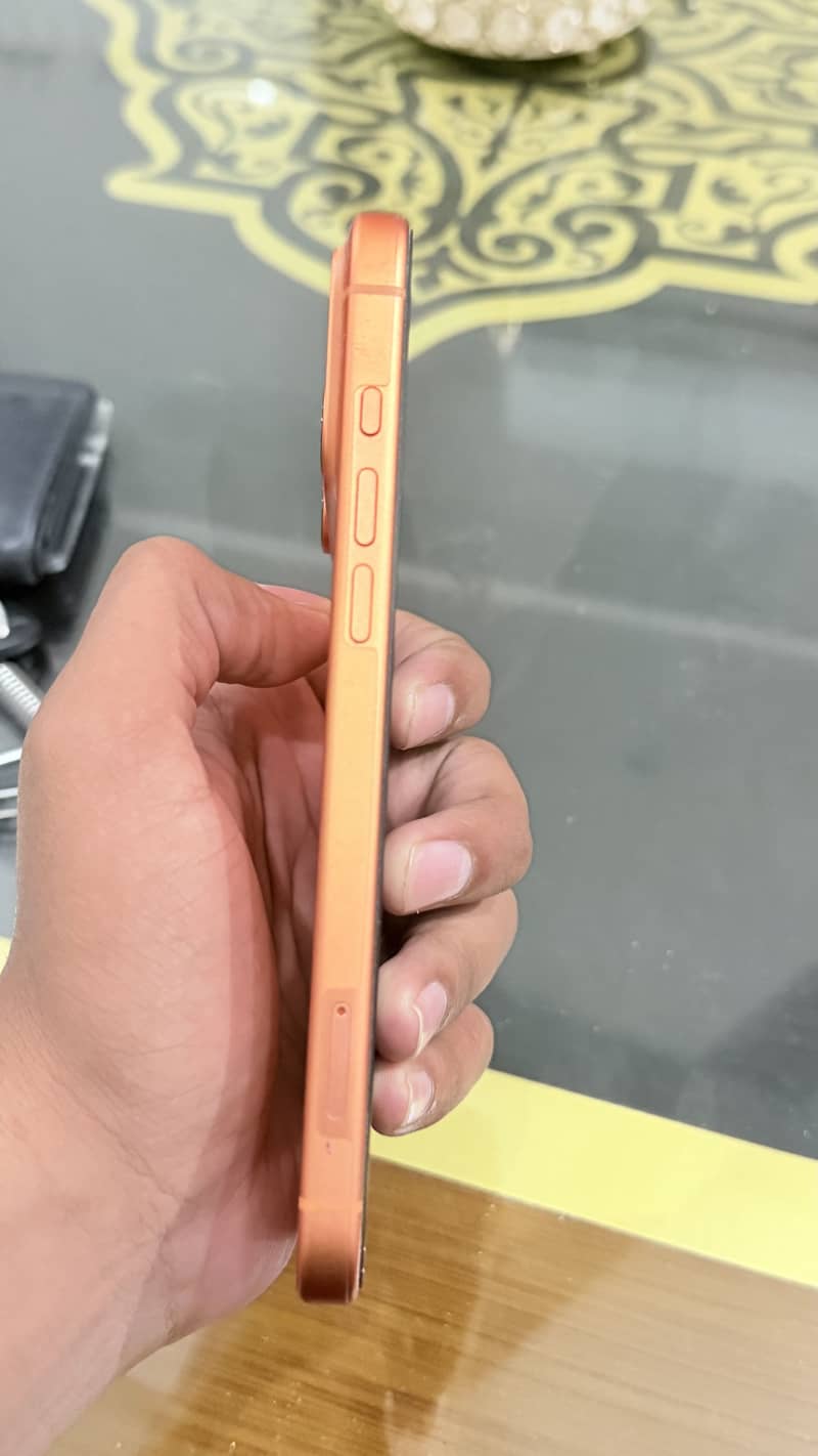 Apple iPhone 17 Pro Max 1