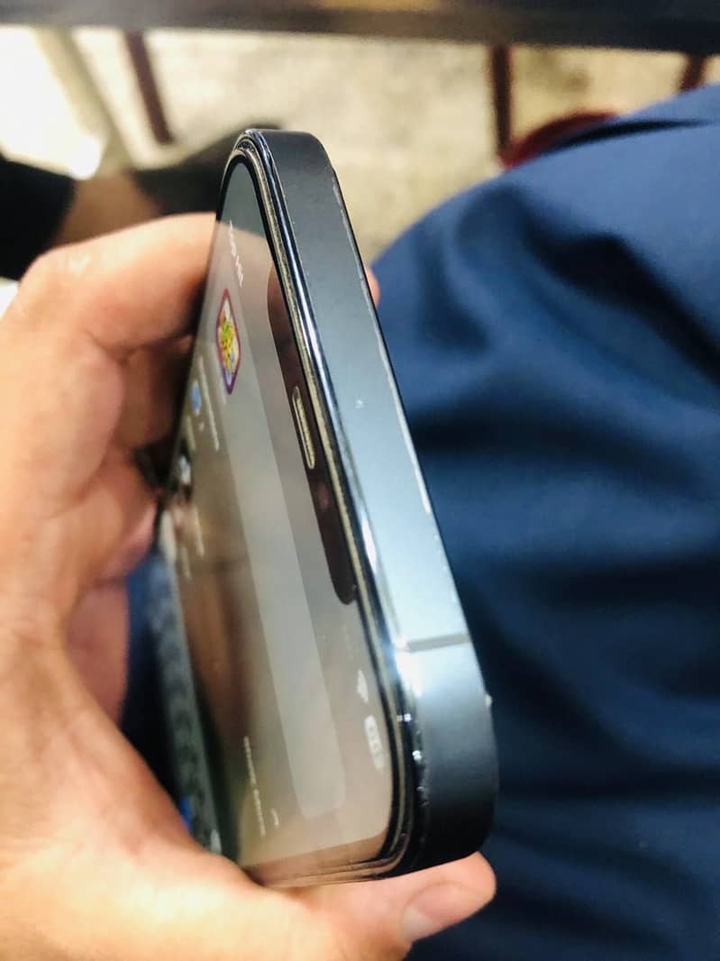 Apple iPhone 12 Pro Max 2