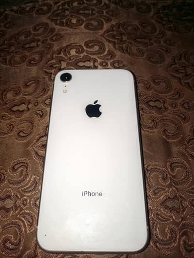 Apple iPhone XR