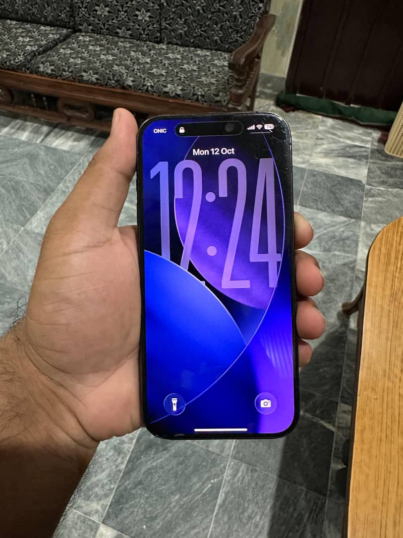 Apple iPhone 15 Pro 0