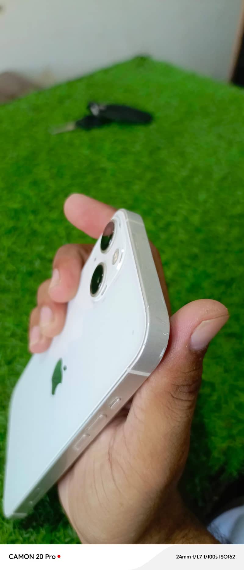 Apple iPhone 13 1