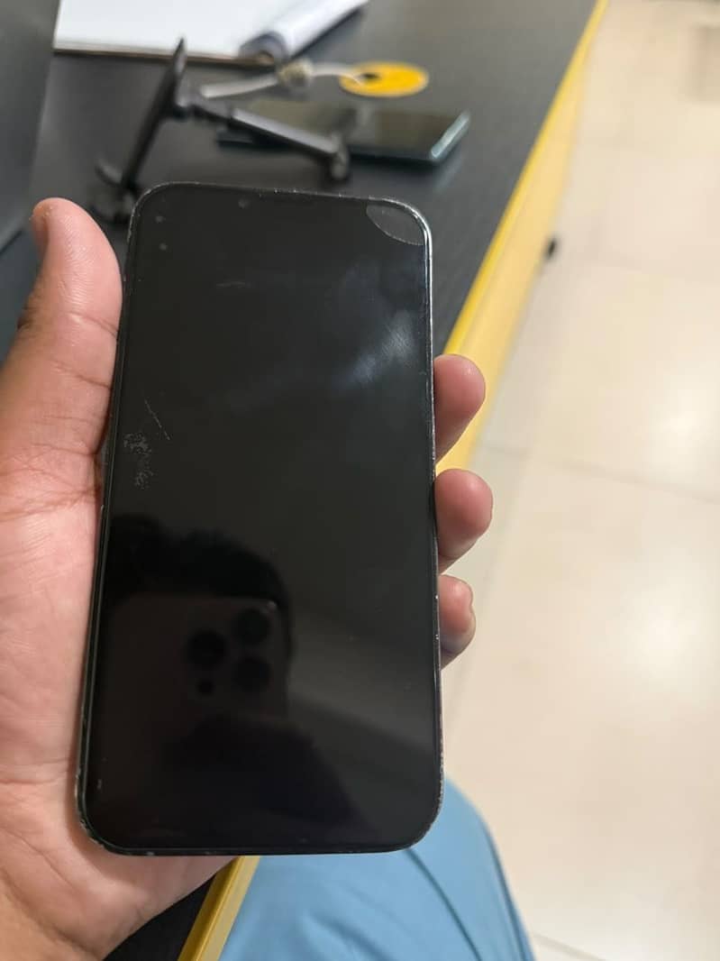 13 pro 5