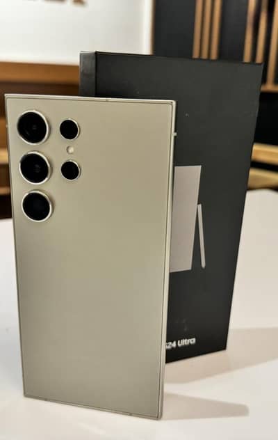 S24 Ultra 12/256 Dual Sim Approved 10/10 Almost New condition