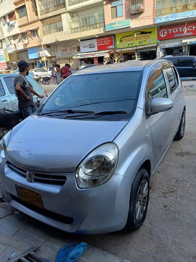 Toyota Passo 2011