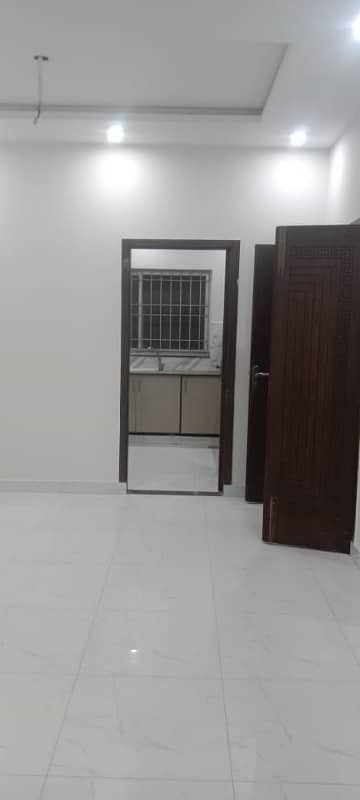 10 MARLA BRAND NEW HOUSE FOR RENT