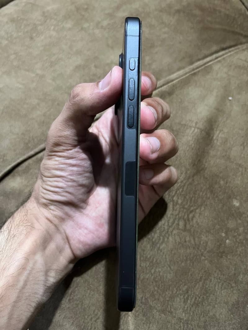 iPhone 15 Pro Max Jv 3