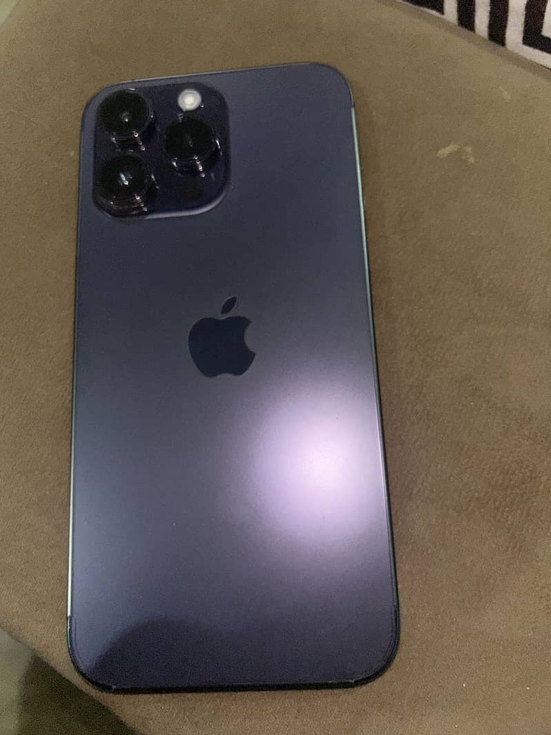 Apple iPhone 14 Pro Max 4