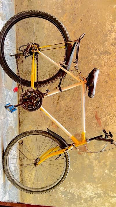 6 gear cycle original frame new tair new condition