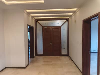 1 Kanal (1st Floor+Corner) Available for Rent in Dha-5, Islamabad