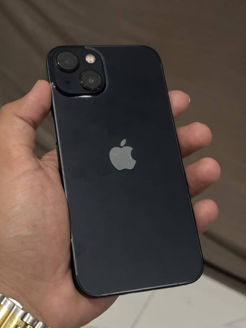 Apple iPhone 13 0