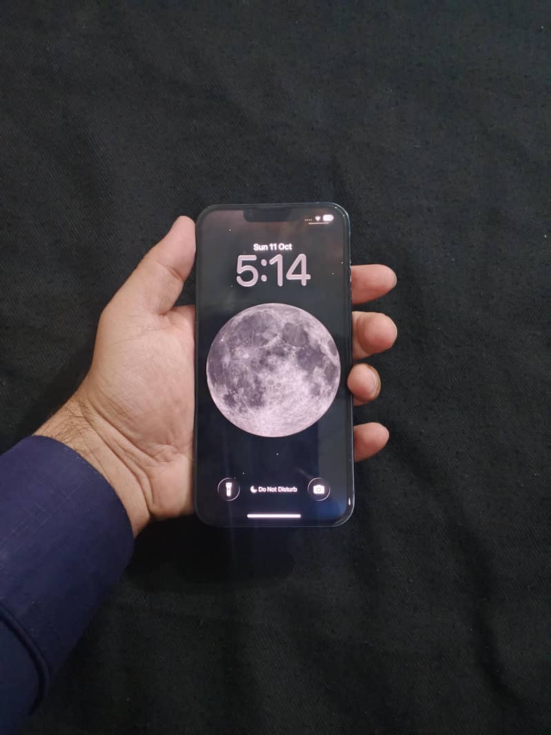 Apple iPhone 13 6