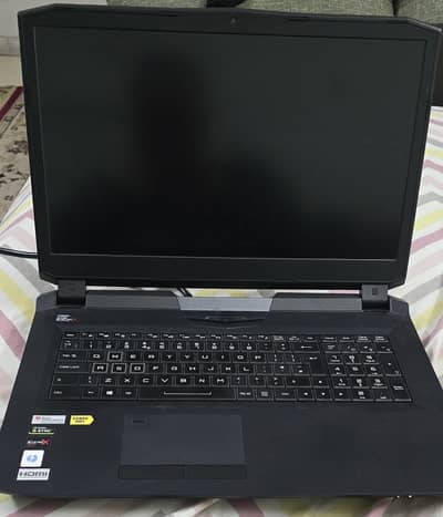 Selling my Clevo P775tm1-g 9th gen RTX 2070 FHD 144Hz 9.5/10 gaming
