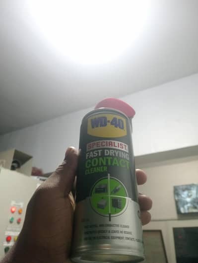 wd 40 content cleaner jis na bhi lna ha rabta Kara chat pa