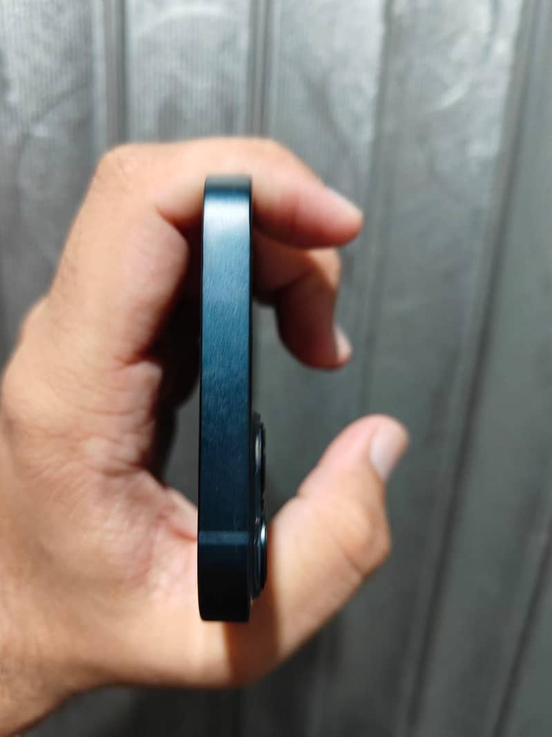 Apple iPhone 13 Sim working 1