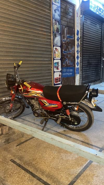 Honda CG 125 2025 10/10