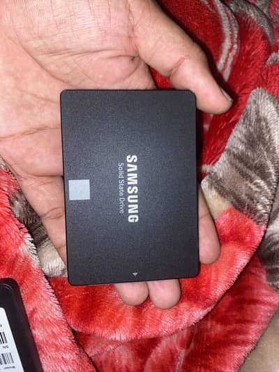 Samsung 870 EVO 500GB SSD Excellent Condition