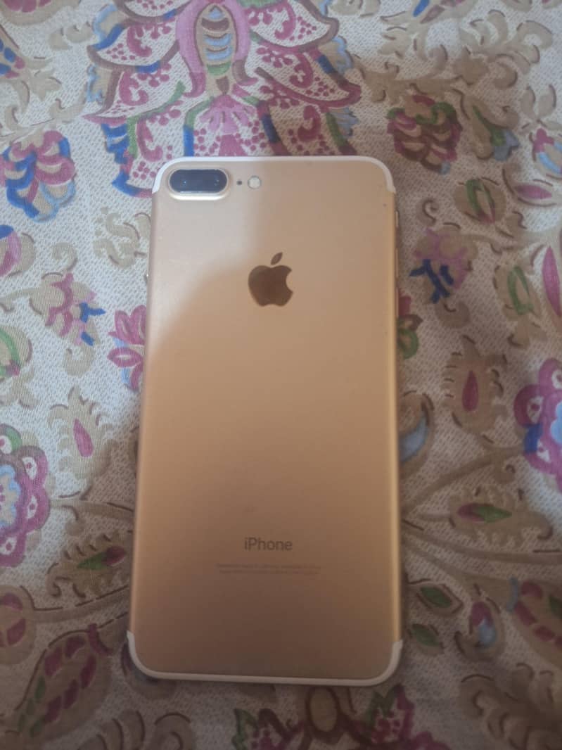 Apple iPhone 7 Plus 2