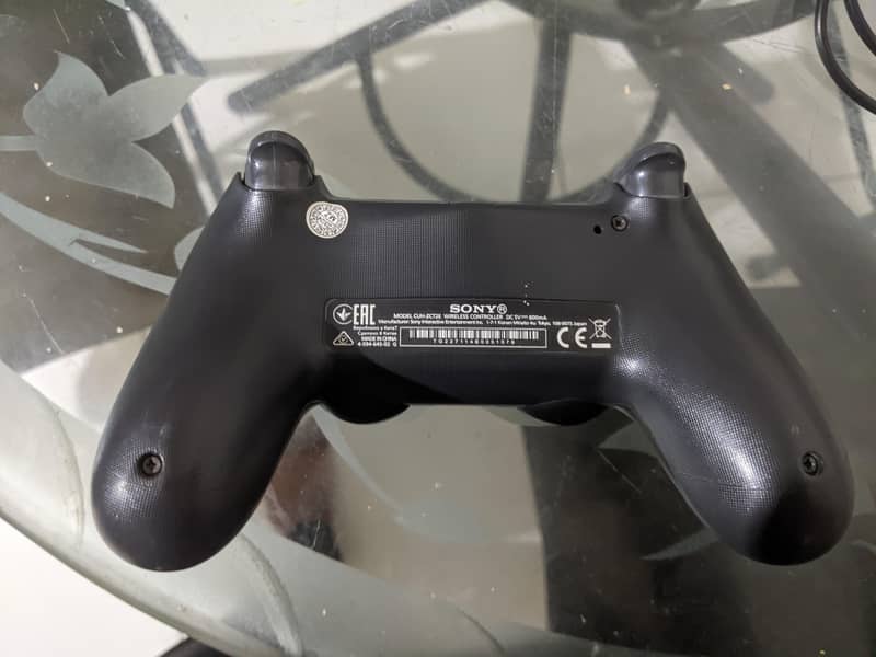 PS4 original controller 1