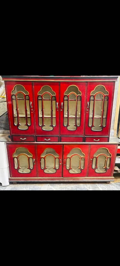 Crockery Showcase (Bartan Rakhny Wali Almari)