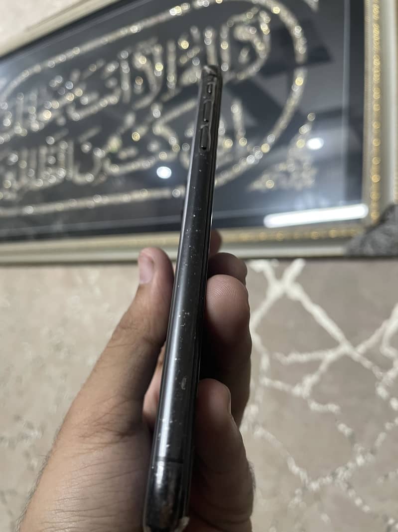 Apple iPhone XS Max 2