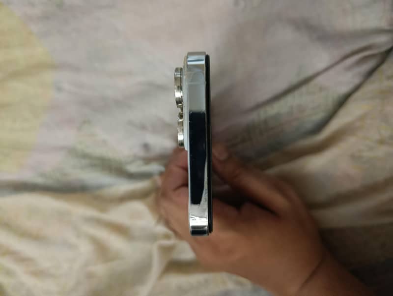 Apple iPhone 14 Pro Max 1Tb with box 1