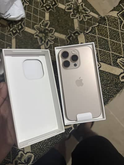 Apple iPhone 16 Pro