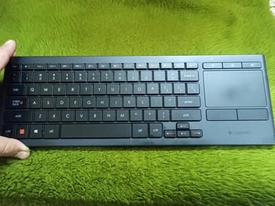 Logitech K830 Bluetooth illuminated Keyboard