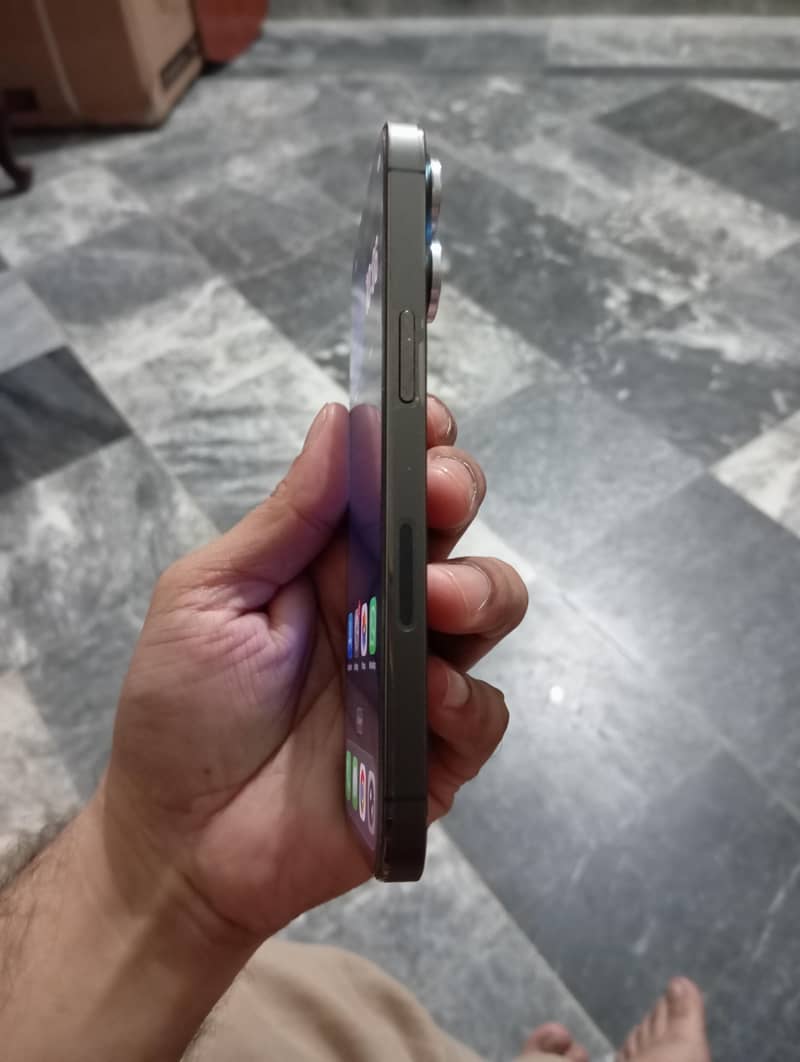 Apple iPhone 13 Pro 5