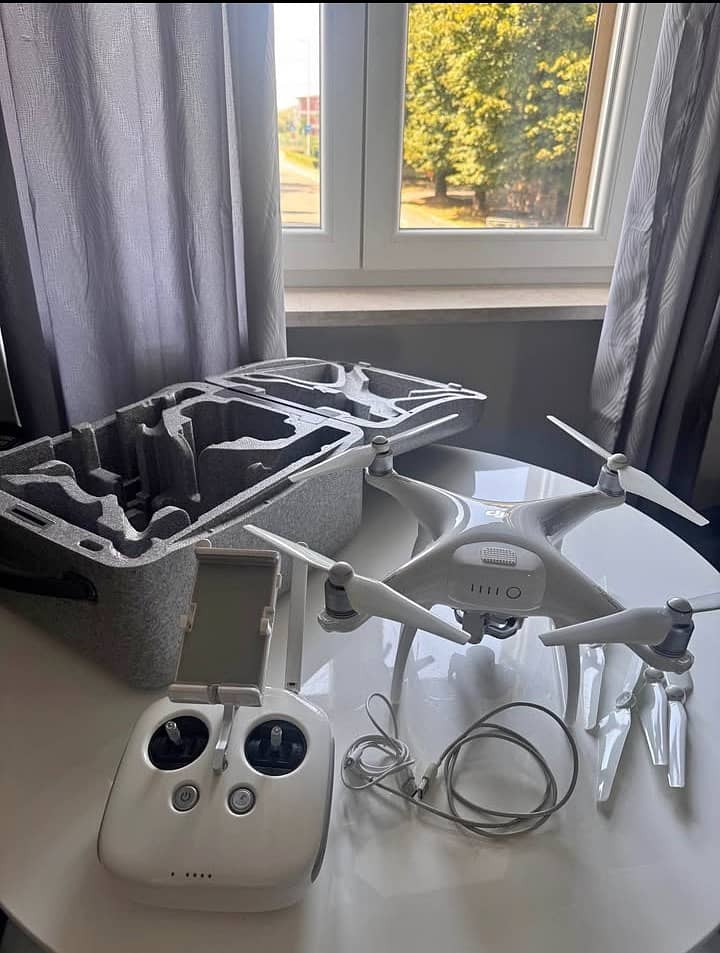 DJI Phantom 4 3